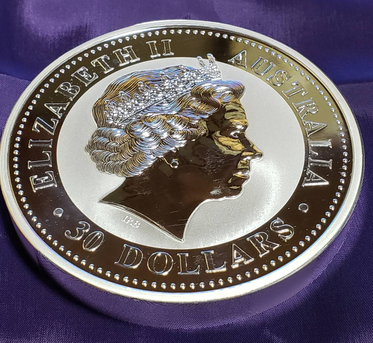 オーストラリア 2000年 30ドル 1kg 純銀 干支 龍 銀貨 エリザベス女王