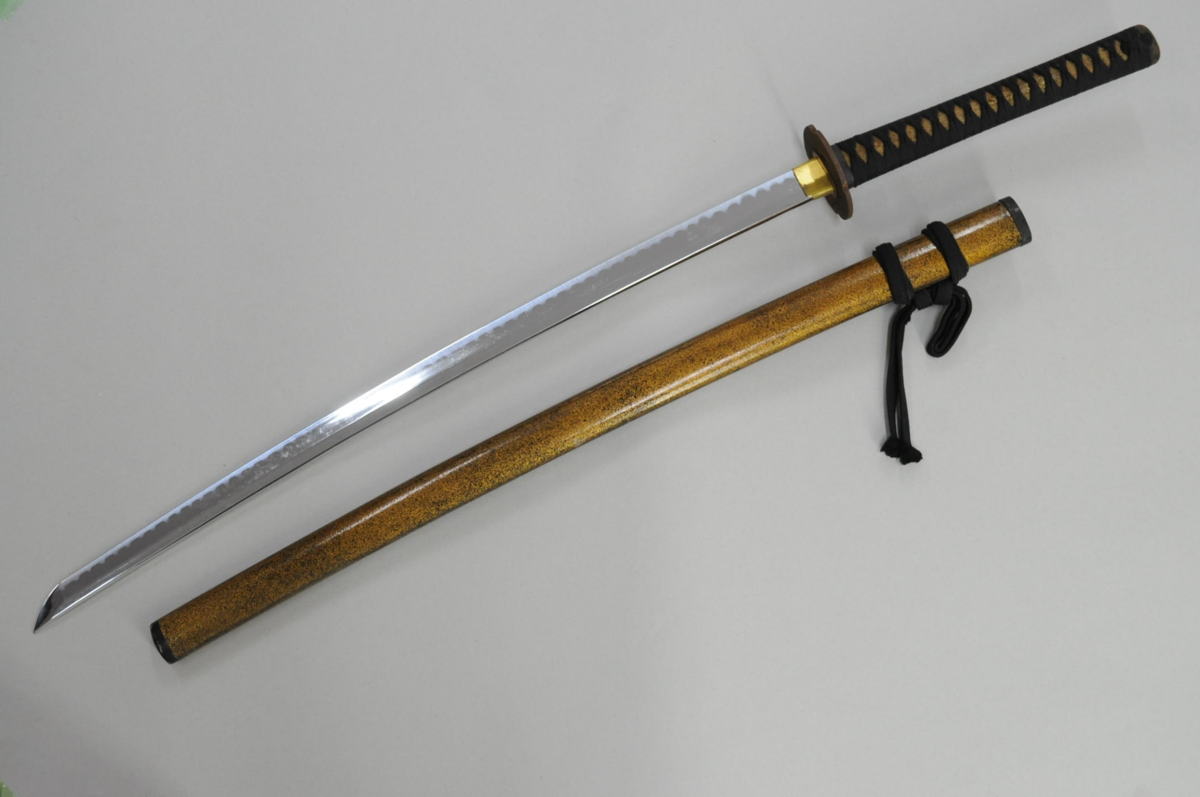 居合刀 模造刀 鞘 大刀 鉄鍔 目釘龍 刃渡り68cm 全長98cm 重量1050g 11