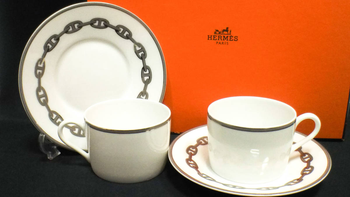 【驚きの破格値，本物保証】 店舗受取可 HERMES エルメス シェーヌダンク シルバー カップ&ソーサー 2客セット(エルメス)｜売買されたオークション情報、yahooの商品情報をアーカイブ公開 - オークファン エルメス
