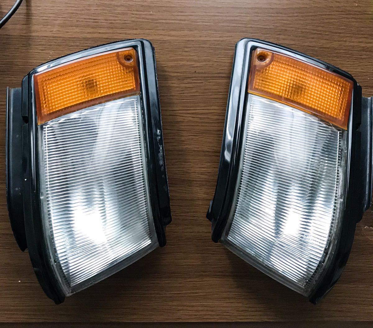 AE86 レビン 後期 AE86レビン後期用コーナーランプ左右 後期コーナー