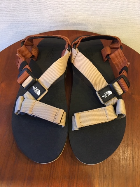 NORTH THE ノースフェイス GORE-TEX FACE W 24.5cm トレッキングシューズ 美品 - メルカリ FACE（スリッポン&frasl;モカシン）のフリマアイテム一覧 WP 24.0cm スニーカー ノースフェイス（靴サイズ（cm）24.0）（スニーカー