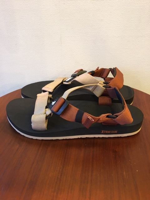 NORTH THE ノースフェイス GORE-TEX FACE W 24.5cm トレッキングシューズ 美品 - メルカリ FACE（スリッポン&frasl;モカシン）のフリマアイテム一覧 WP 24.0cm スニーカー ノースフェイス（靴サイズ（cm）24.0）（スニーカー