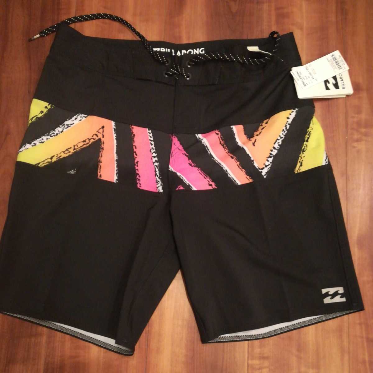  BILLABONG 定価9900円 ビラボン 水着 ハーフパンツ サーフパンツ ボードショーツ ショートパンツ AI011-505 BLK 30(30～)｜売買されたオークション情報、yahooの商品情報をアーカイブ公開 - オークファ サーフパンツ