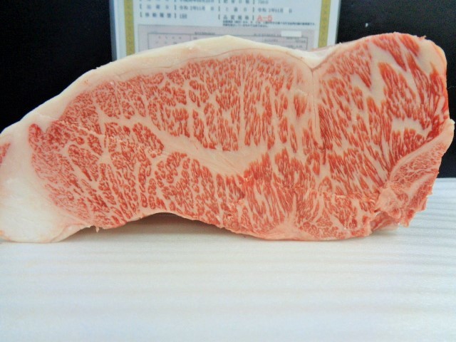 松阪牛A５牝　超特サーロイン（ヒレ下）　２，１７ｋｇ　 ２ｋｇ A5 サーロイン 姫神牛A５牝 飛騨牛 しゃぶしゃぶ・すき焼き用