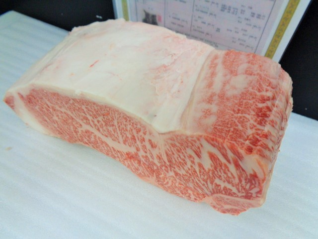 松阪牛A５牝　超特サーロイン（ヒレ下）　２，１７ｋｇ　 ２ｋｇ A5 サーロイン 姫神牛A５牝 飛騨牛 しゃぶしゃぶ・すき焼き用