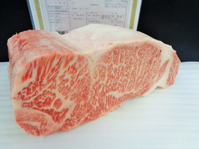 松阪牛A５牝　超特サーロイン（ヒレ下）　２，１７ｋｇ　 ２ｋｇ A5 サーロイン 姫神牛A５牝 飛騨牛 しゃぶしゃぶ・すき焼き用