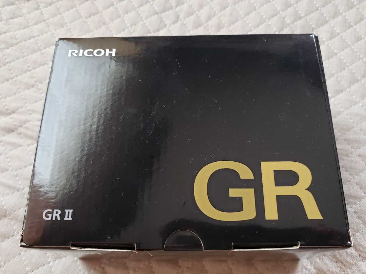 【送料無料】新品未使用　保証あり　RICOH GR2 デジタルカメラ　高級　コンデジ　GRⅡ GR RICOH II デジタルカメラ 初回生産限定セット リコーgr2の通販