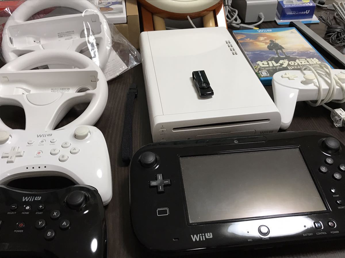 定番人気，高品質】 任天堂 WiiU 4人で遊べるセット おまけソフト12本付き