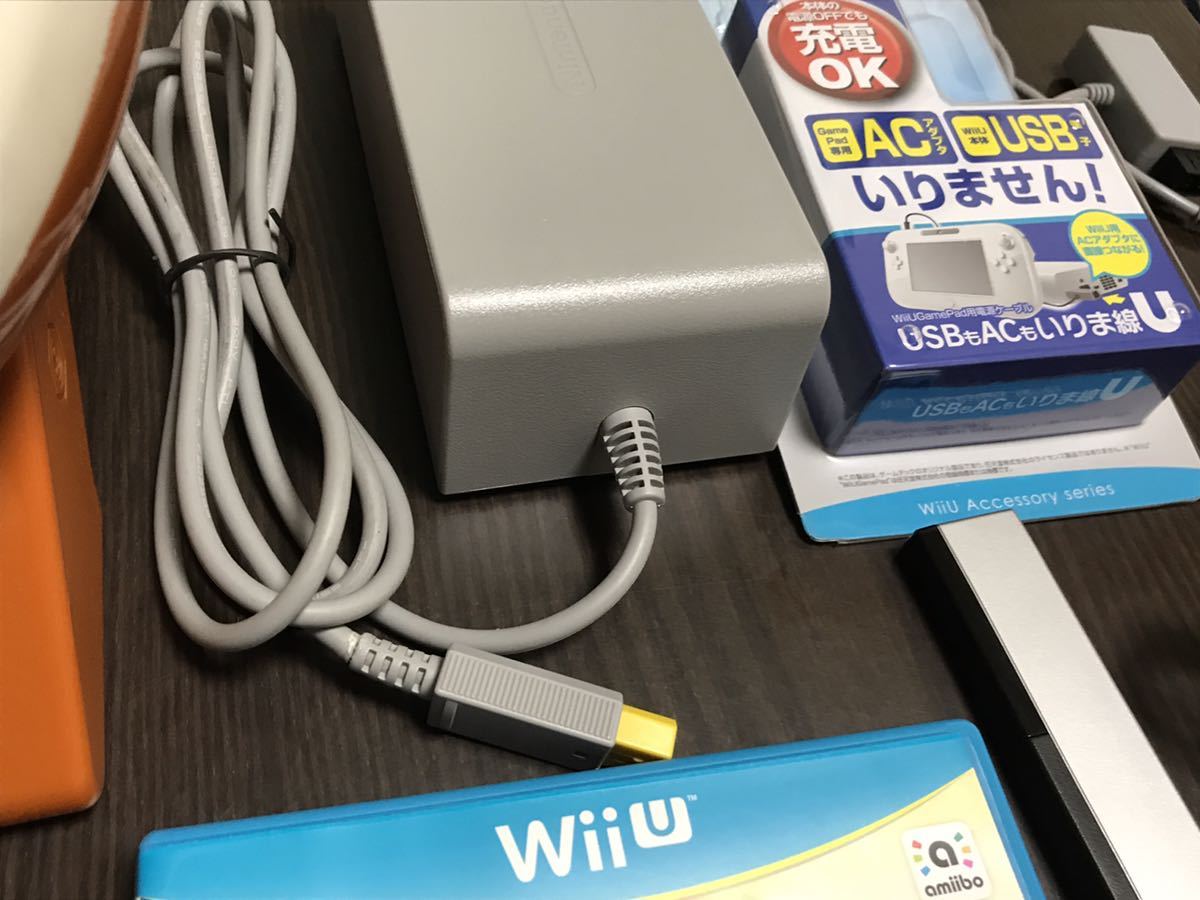 定番人気，高品質】 任天堂 WiiU 4人で遊べるセット おまけソフト12本付き