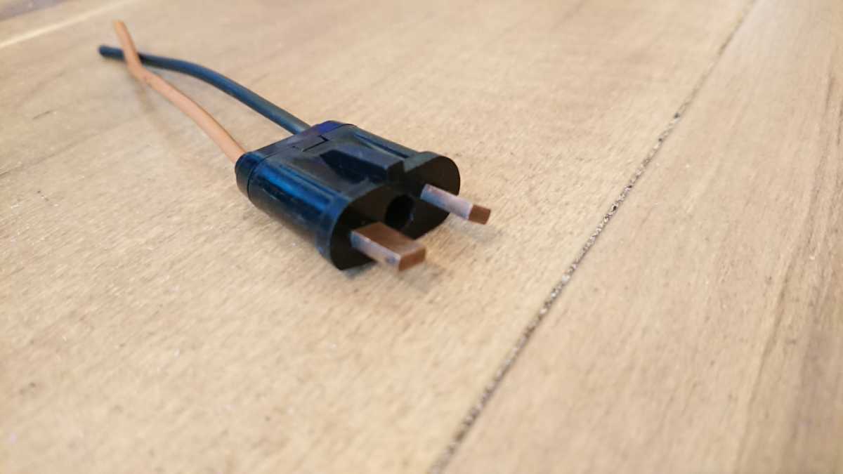 本物保証，HOT ベンツ w108 w109 w111 w112 w113 w114 ホーン スイッチ ステアリングボス コンタクトピース ハウジング ハンドル(ステアリング、ハンドル関連用品)｜売買されたオークション情報、yahooの商品情報を メルセデス・ベンツ用