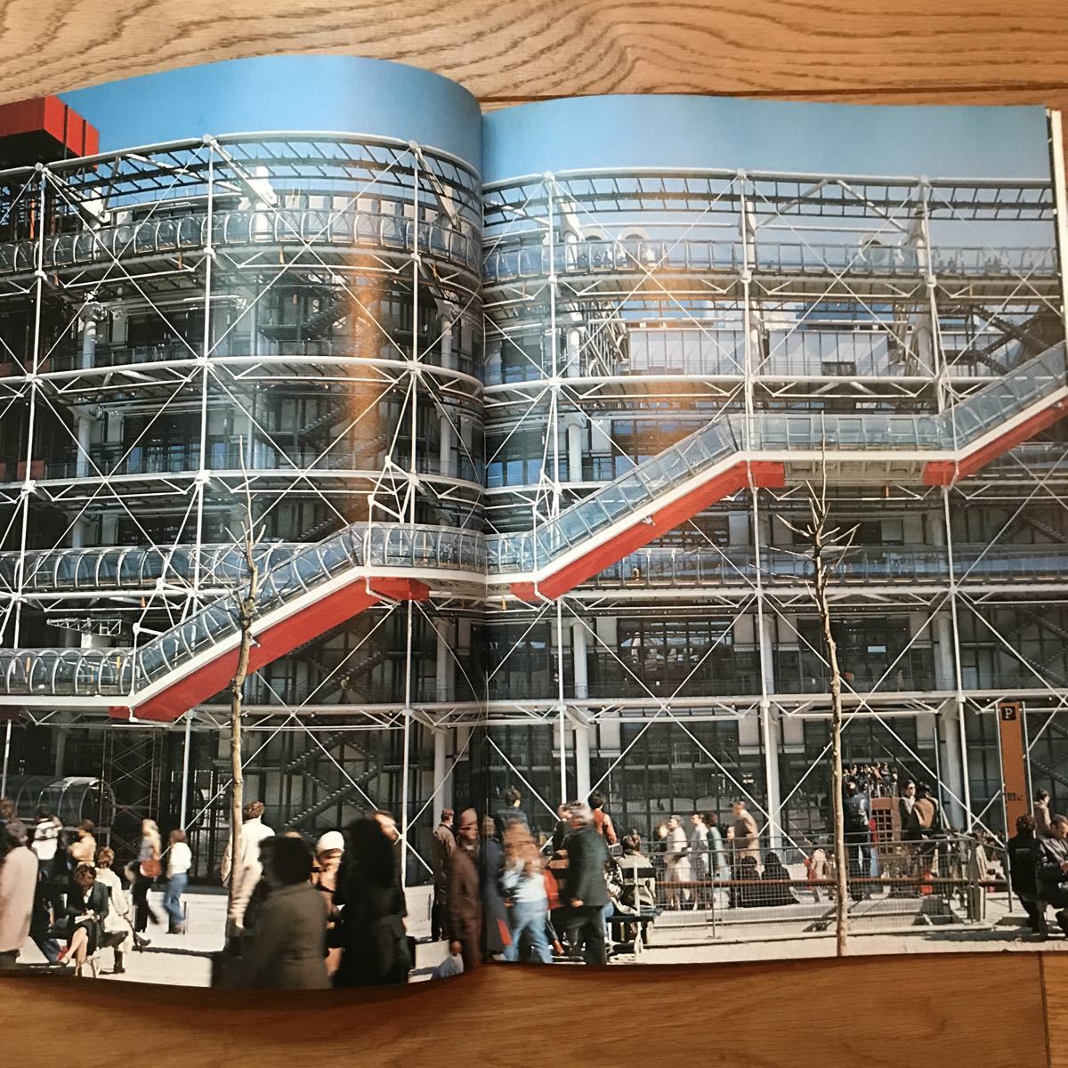 フランス建築巡りポンピドゥー・センター⁄レンゾ・ピアノ＋ 