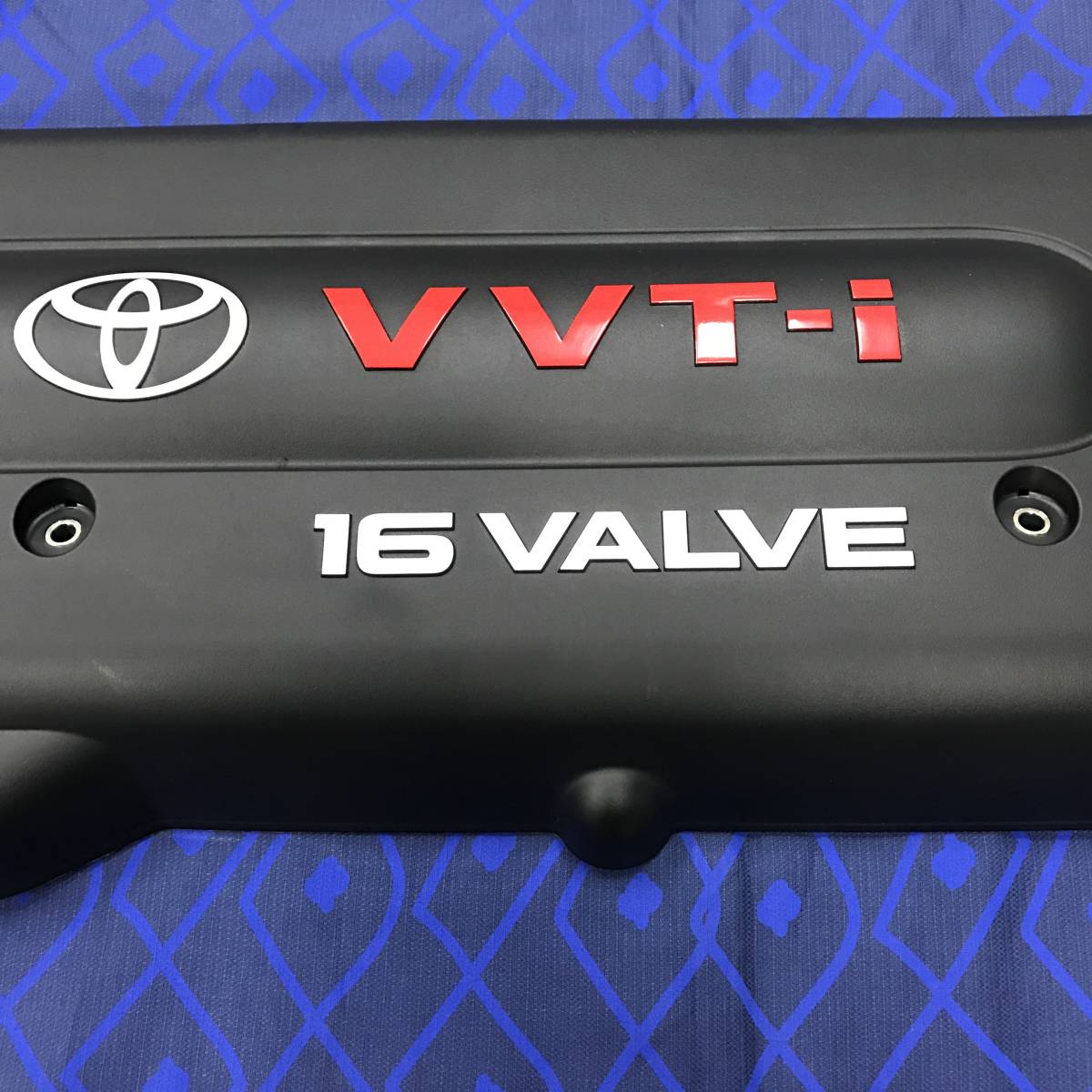 廃盤 製廃品 トヨタ TOYOTA 2AZ エンジンカバー 純正 希少カラー VVT-I