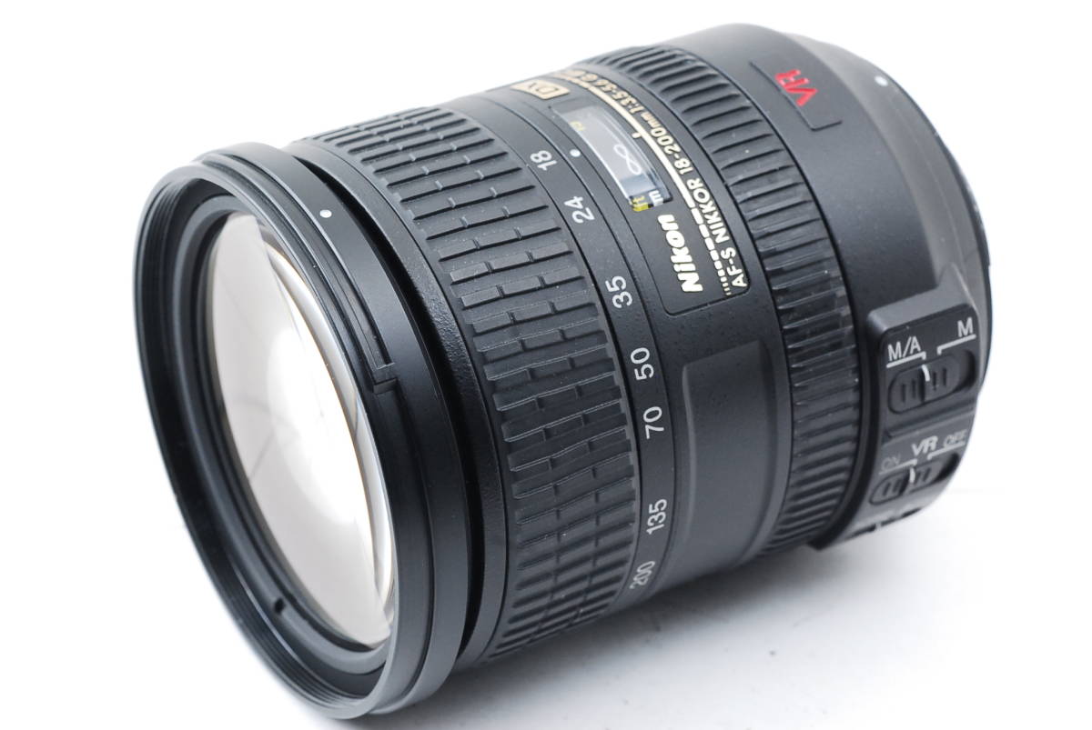 DX AF-S Nikon ED NIKKOR VR 18-200mm Zoom-Nikkor 55-200mm Zoom