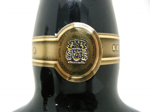 大人気，正規品 1000円スタート 酒2本セット ROYAL SALUTE 21年 青陶器×2 ロイヤルサルート 700ml 40% 1330g/1325g 未開栓 N846