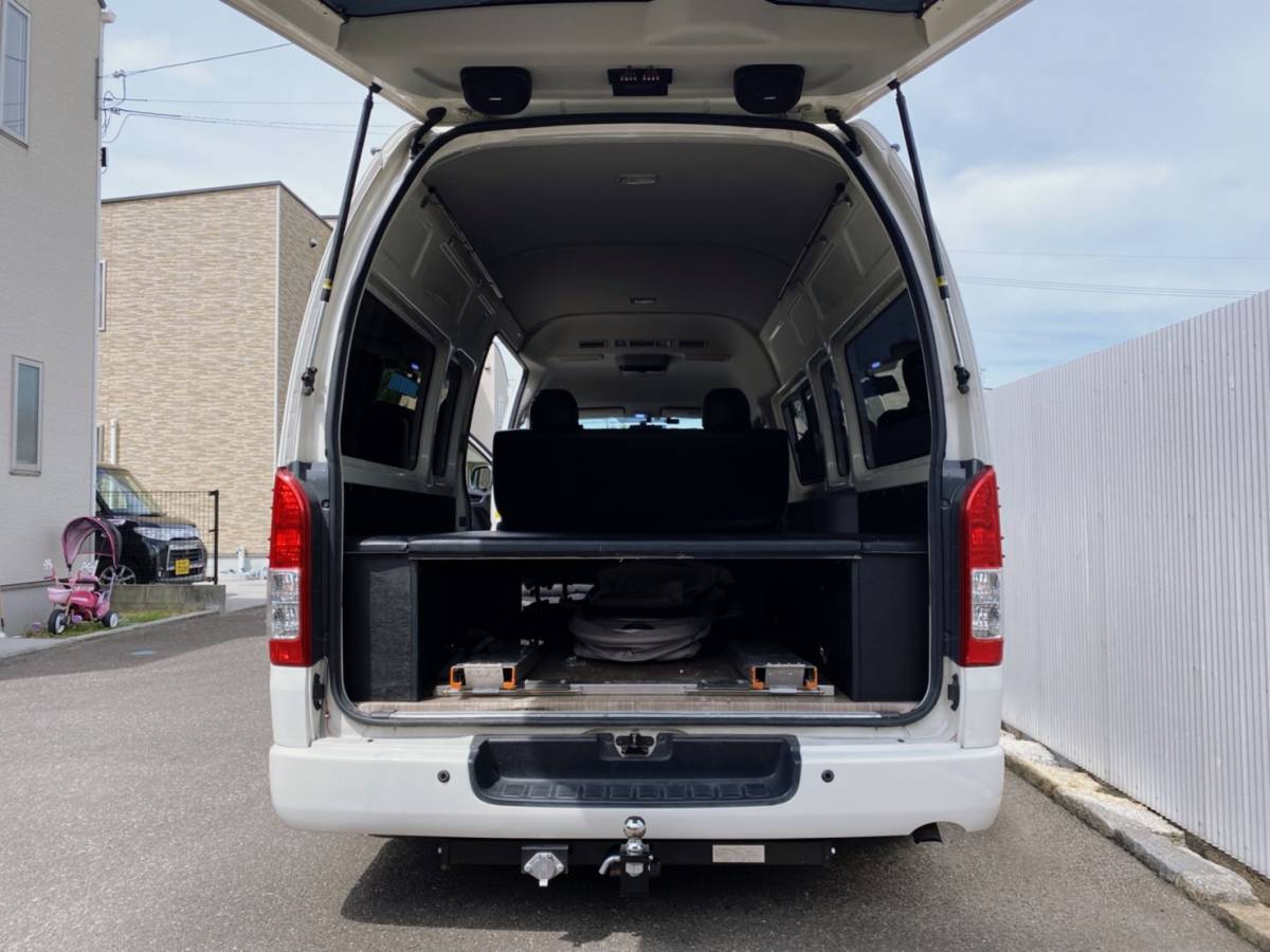 トヨタ ハイエース グランドキャビン ハイエースワゴンベースの新型8 