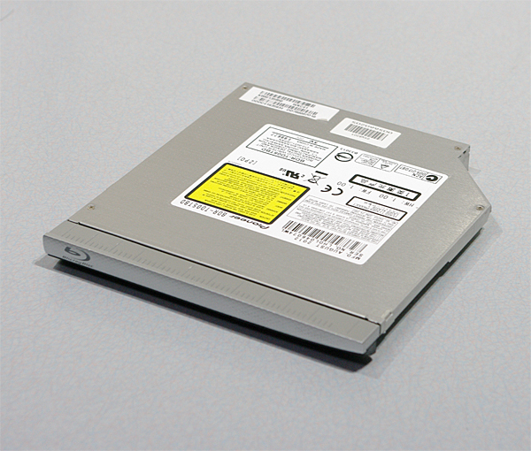 【限定セール，格安】 Dyanbook T652用 Blu-ray Discドライブ/BDR-TD05TBD 194(15インチ～)｜売買されたオークション情報、yahooの商品情報をアーカイブ公開 - オークファン 東芝