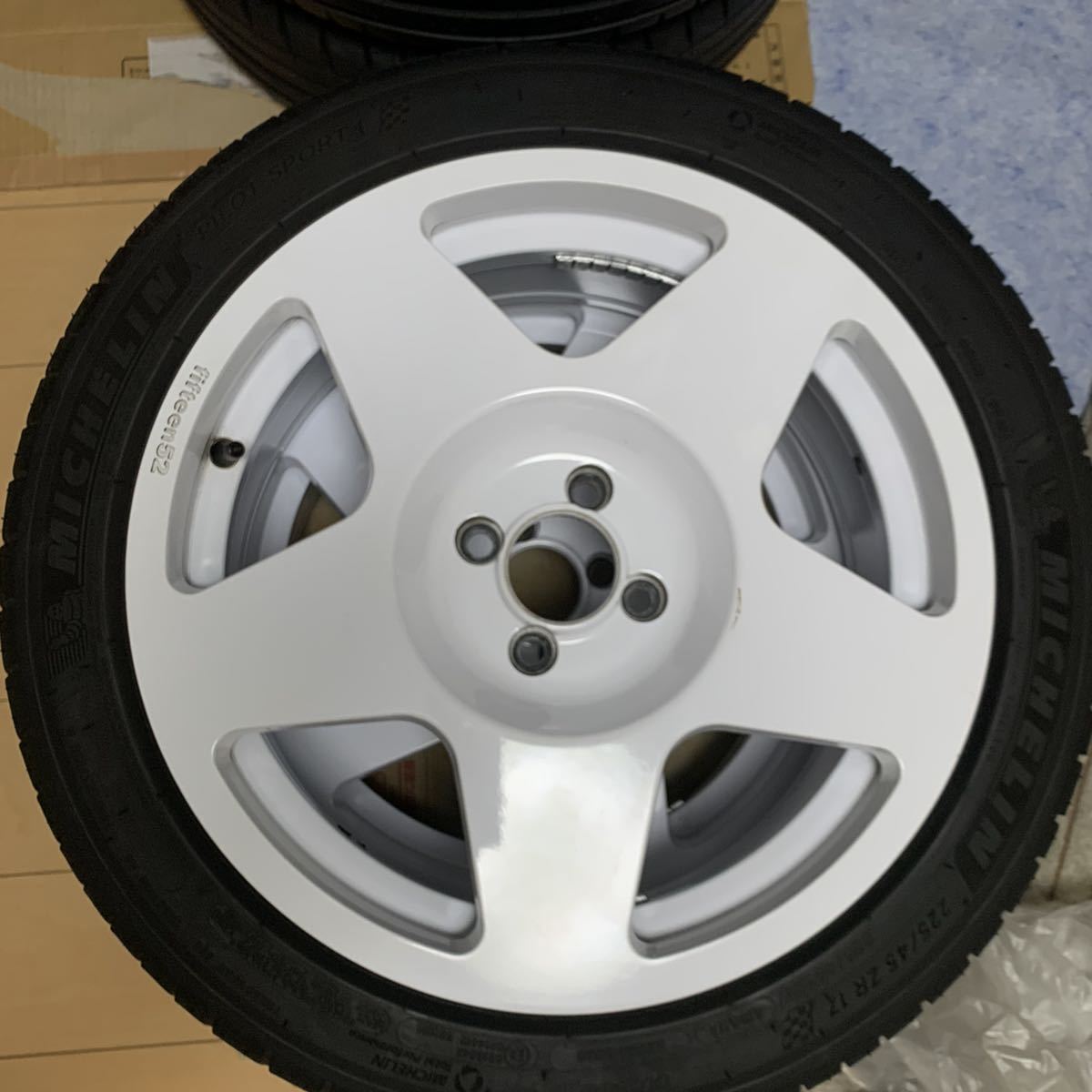 fifteen52 tarmac 17 × 7.5J +42 ミシュラン パイロットスポーツ4 4本セット_8