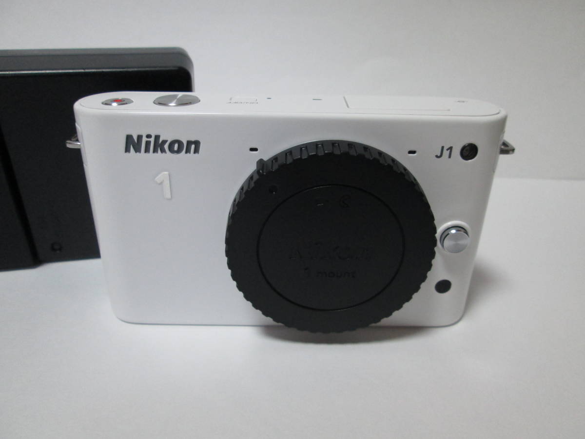 Nikon 0 J1 | ミラーレス一眼カメラ ホワイト ニコン ミラーレスカメラ 