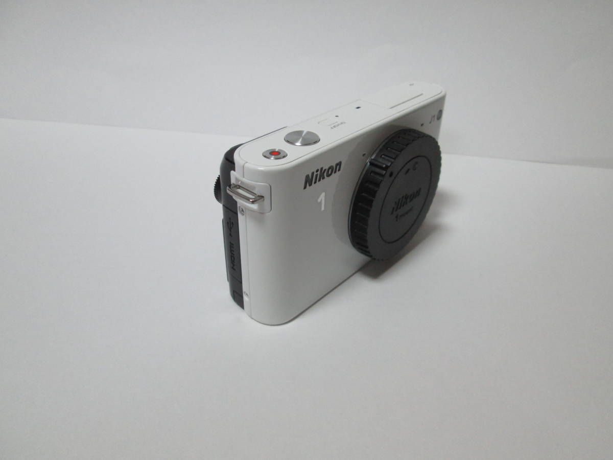 Nikon 0 J1 | ミラーレス一眼カメラ ホワイト ニコン ミラーレスカメラ