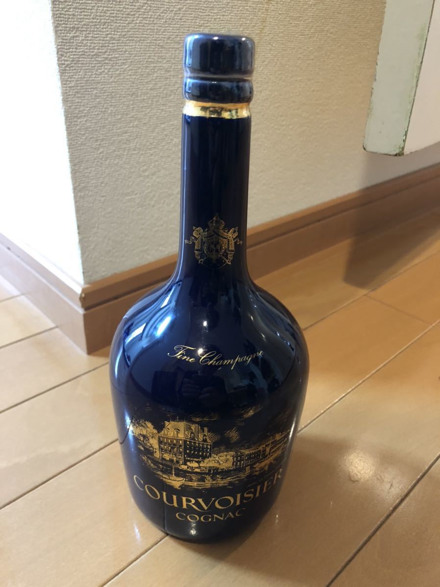 COURVOISIER コニャック 青色陶器ボトル 【公式通販】