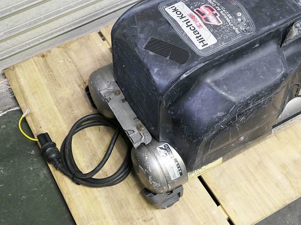日立工機 高圧エアコンプレッサ EC1445H 現状渡し