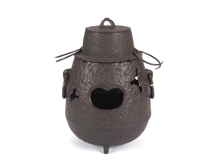 金龍堂鉄瓶 鋳鉄製 茶道具 煎茶道具 伝統工芸品、古鉄瓶 HOT，100%新品】 蔵出し/古い鉄瓶 金龍堂 煎茶道具 茶道具 時代