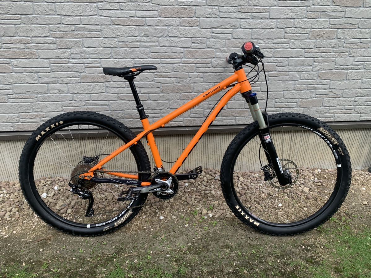 新品，限定セール Kona explosif クロモリ27.5(Sサイズ)｜売買されたオークション情報、yahooの商品情報をアーカイブ公開 - オークファン ハードテイル