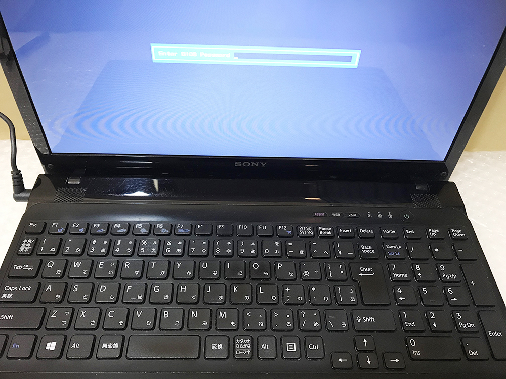 Sony Vaio SVE151J13N （Core i5-3230M， RAM 8GB， SSD 256GB）