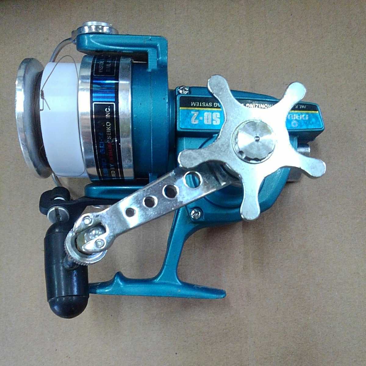 DAIWA スピニングリール レトロ ダイワ SS800 ビンテージ スピニングリール