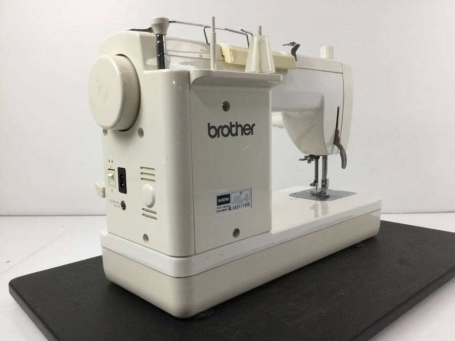 職業用ミシン ブラザーヌーベルbrother Nouvelle 300 職業用ミシン