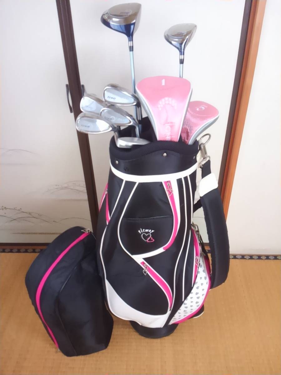 定番人気，格安 超 半分 レディース初心者fitwayゴルフセット可愛いブラックピンクハートバッグ付きピンクヘッドカバー2個(セット)｜売買されたオークション情報、yahooの商品情報をアーカイブ公開 - オーク 女性右きき用