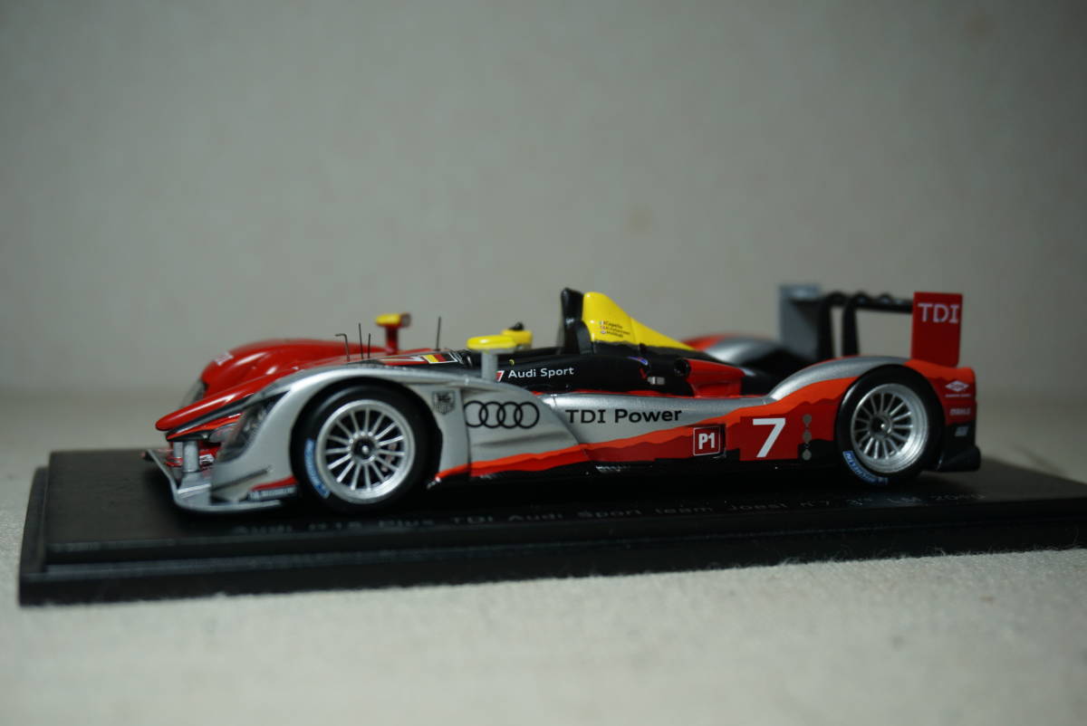 スパーク 1/43 アウディ R15Plus TDI LM2010 No.9優勝 スパーク 1/43