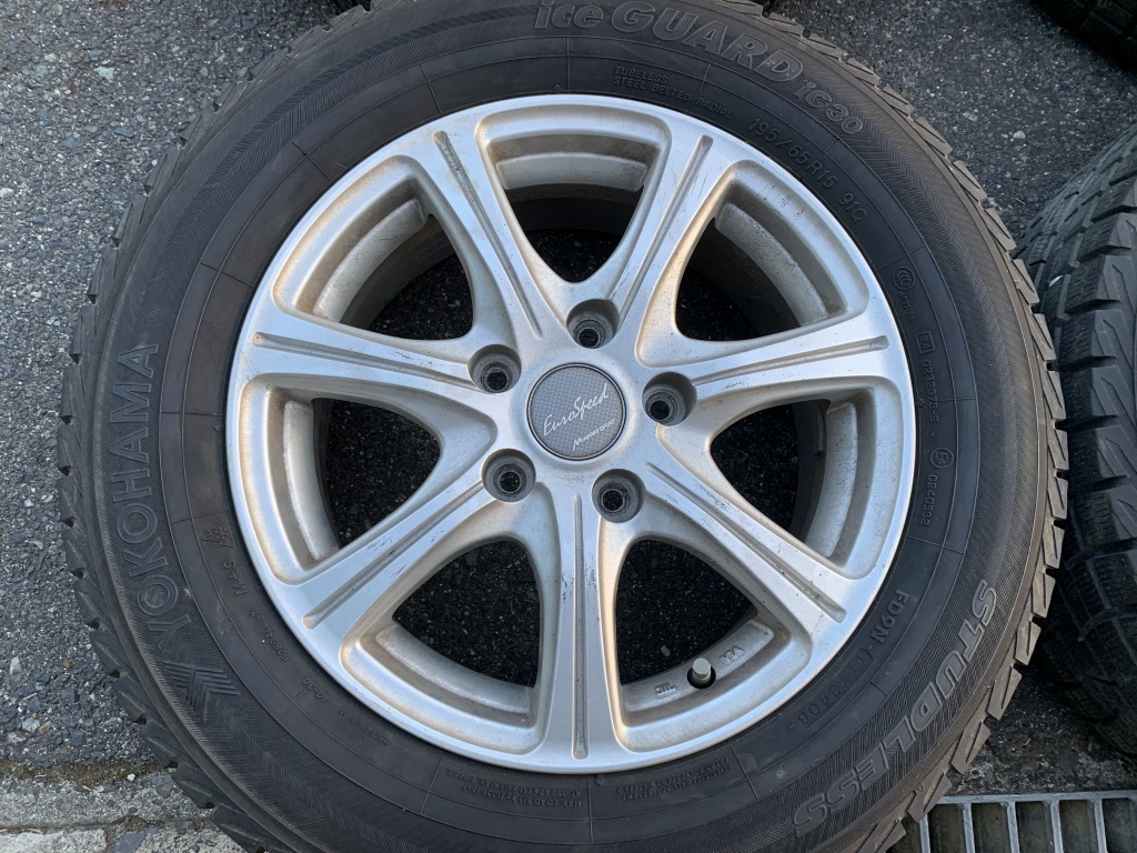 まるもり　5台 A2224) MANARAY 15インチアルミホイール 15×6J 45 PCD114.3 タイヤ195