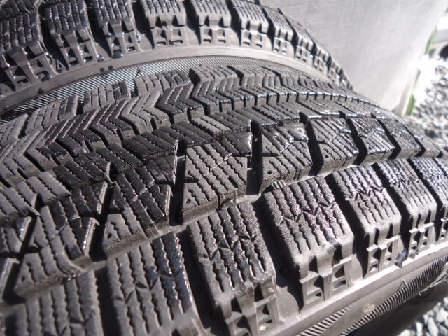 残ミゾ約8分山　中古品　ブリヂストン　VRX　155/65R14　2017年製造品　タント・スペーシア・N-BOXに最適です。_5