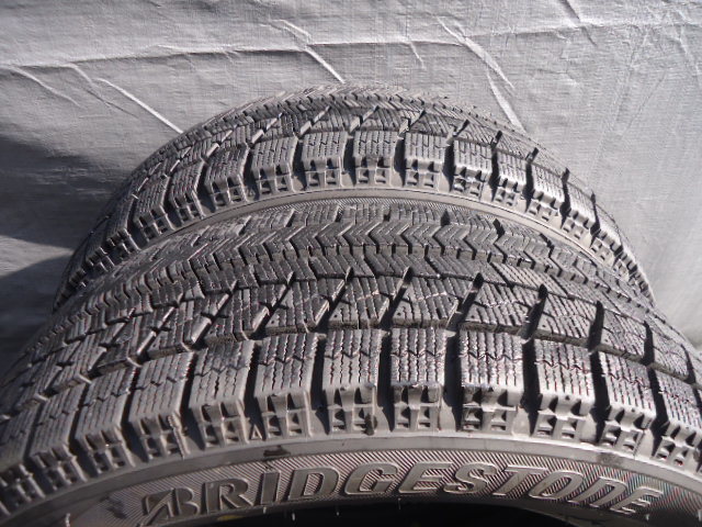 残ミゾ約8分山　中古品　ブリヂストン　VRX　155/65R14　2017年製造品　タント・スペーシア・N-BOXに最適です。_6