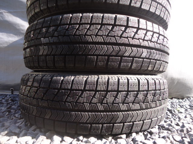 残ミゾ約8分山　中古品　ブリヂストン　VRX　155/65R14　2017年製造品　タント・スペーシア・N-BOXに最適です。_9