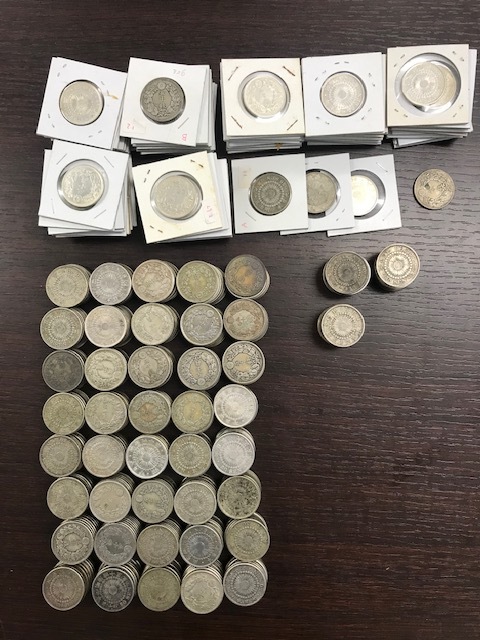 現状品 日本古銭 旭日五十銭銀貨 504枚 年代色々 真贋不明 大量まとめ