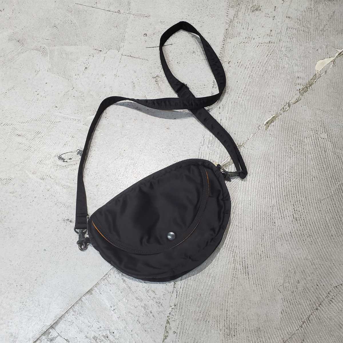 PORTER ポーター ハーフムーン タンカー ショルダーバッグ bag 【公式