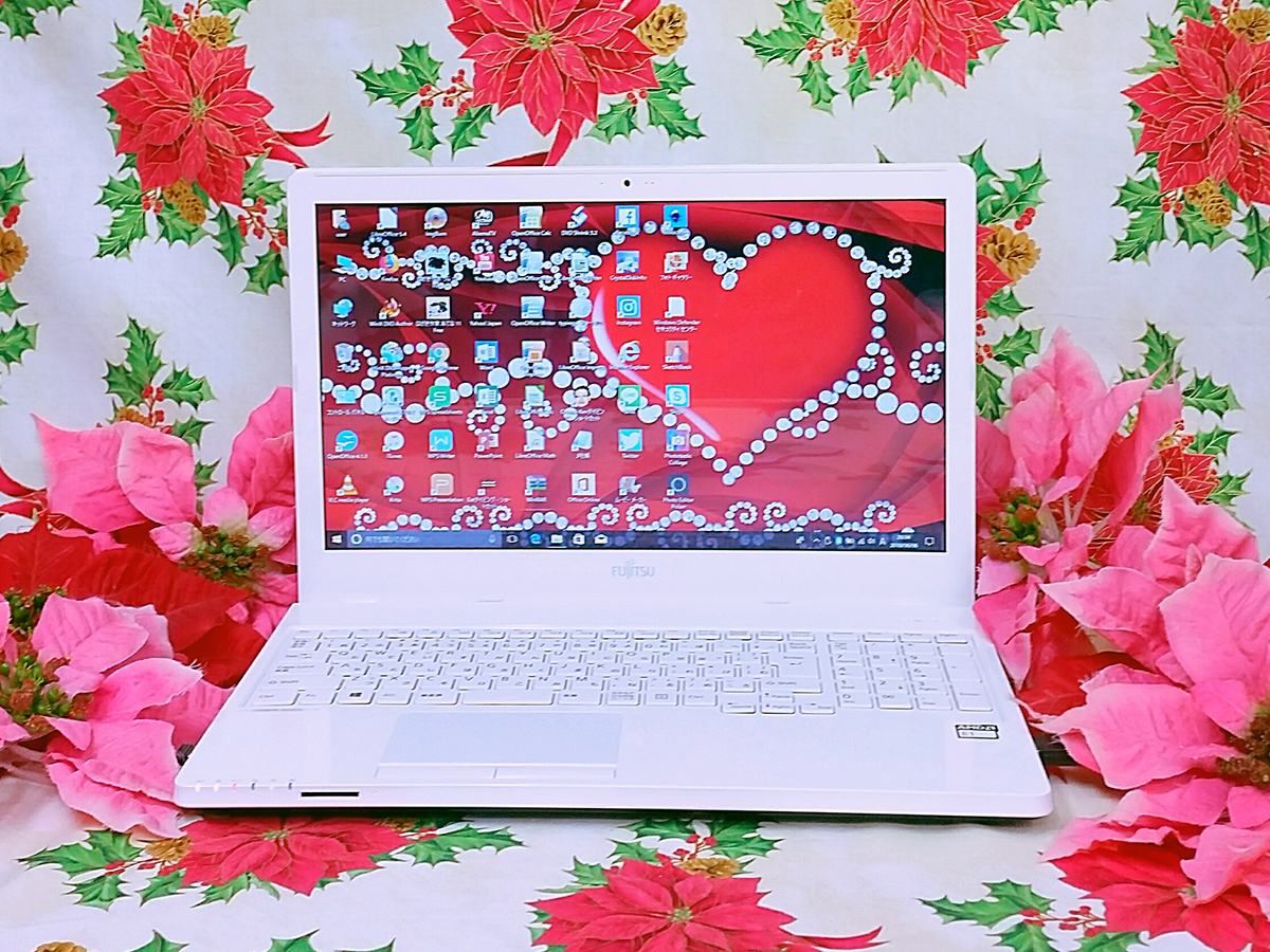 極上品/美品/第4世代/富士通/高年式/新型WIN10搭載/動画編集/