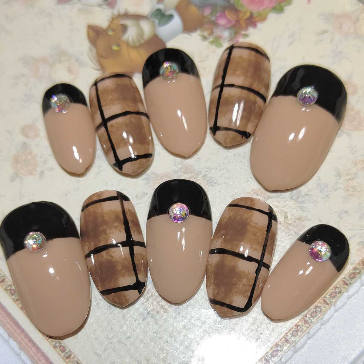 764ネイルチップ サイズ変更無料 グレージュ 茶色 黒 フレンチネイル チェック柄ネイル 冬ネイル ジェルネイル 一般 売買されたオークション情報 Yahooの商品情報をアーカイブ公開 オークファン Aucfan Com