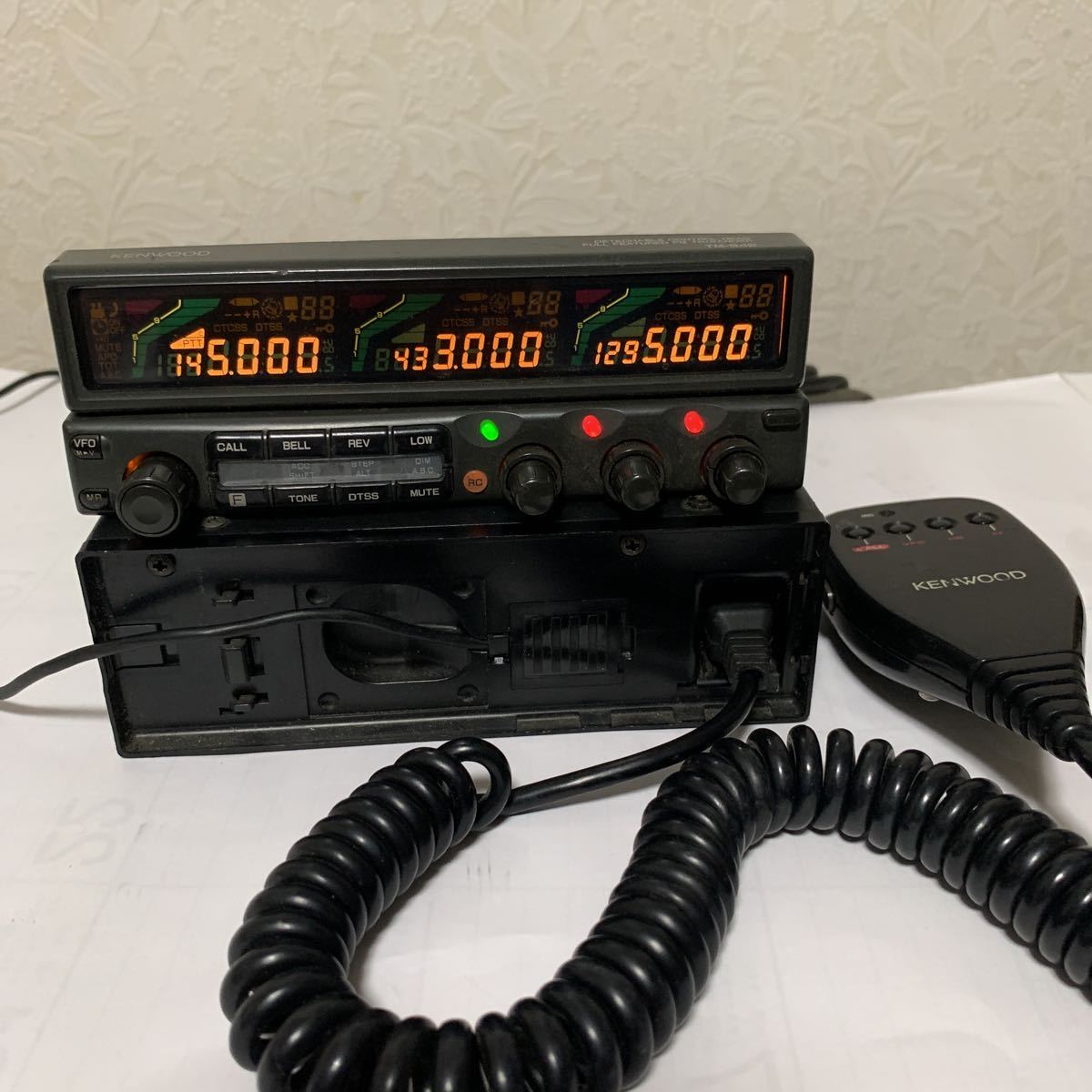 KENWOOD TM-942 アマチュア無線機 FMトライバンダー KENWOOD TM-942S ☆中古☆ KENWOOD TM-942 - FM トリプルバンド ハイ