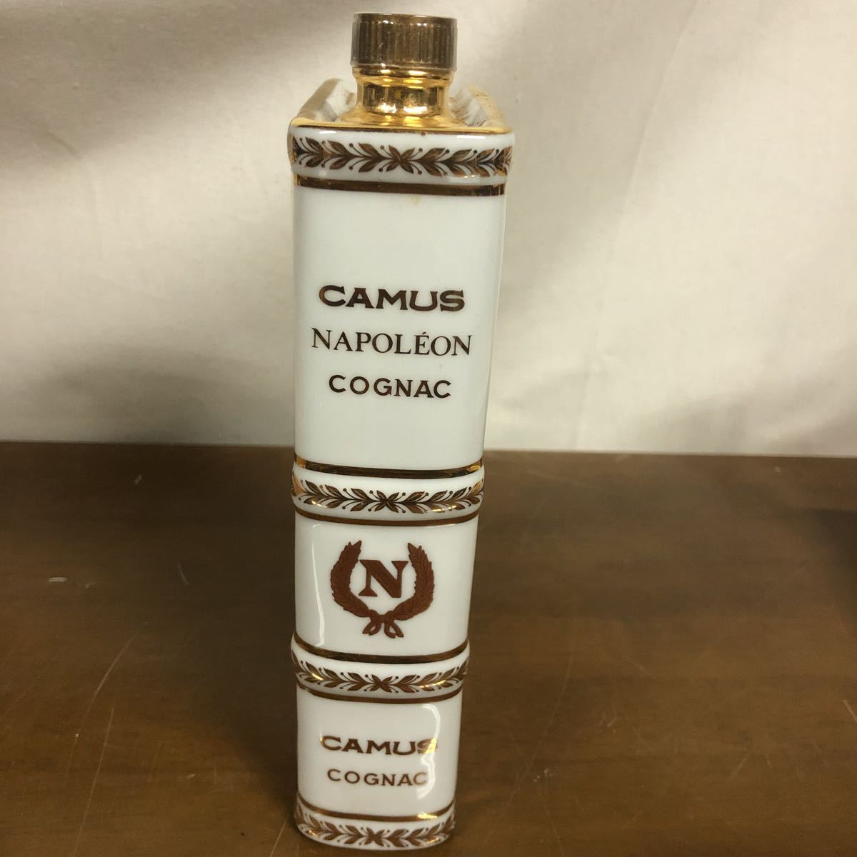 カミュ ナポレオン CAMUS ブック コニャック NAPOLEON 陶器ボトル 緑 