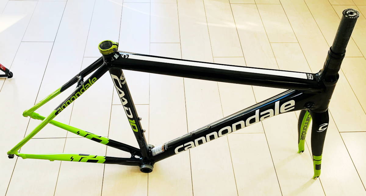 cannondale caad10 52cm 茨城 直接受渡大歓迎 部品取りにも キャノンデール(CANNONDALE) CAAD10 トップチューブ:52cm