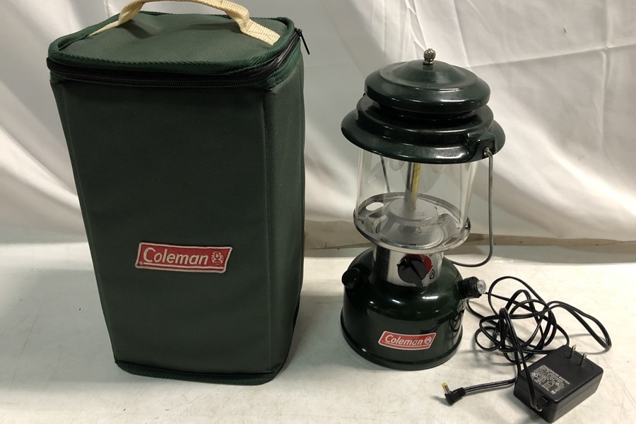 海外直送品 東京)Coleman コールマン バッテリーロックLEDノスタルジア