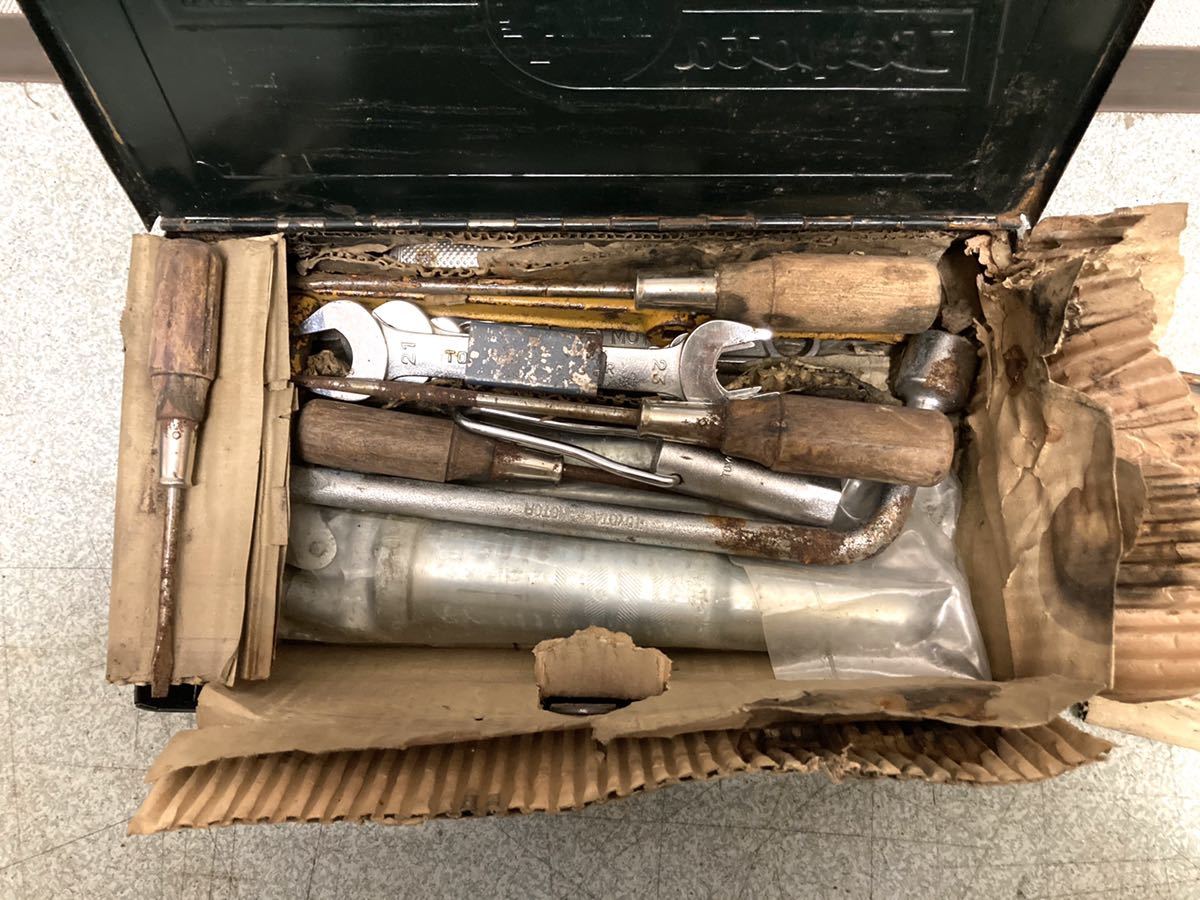 昭和レトロ 当時物 旧車 トヨタ 車載 工具箱 工具 ツールボックス 