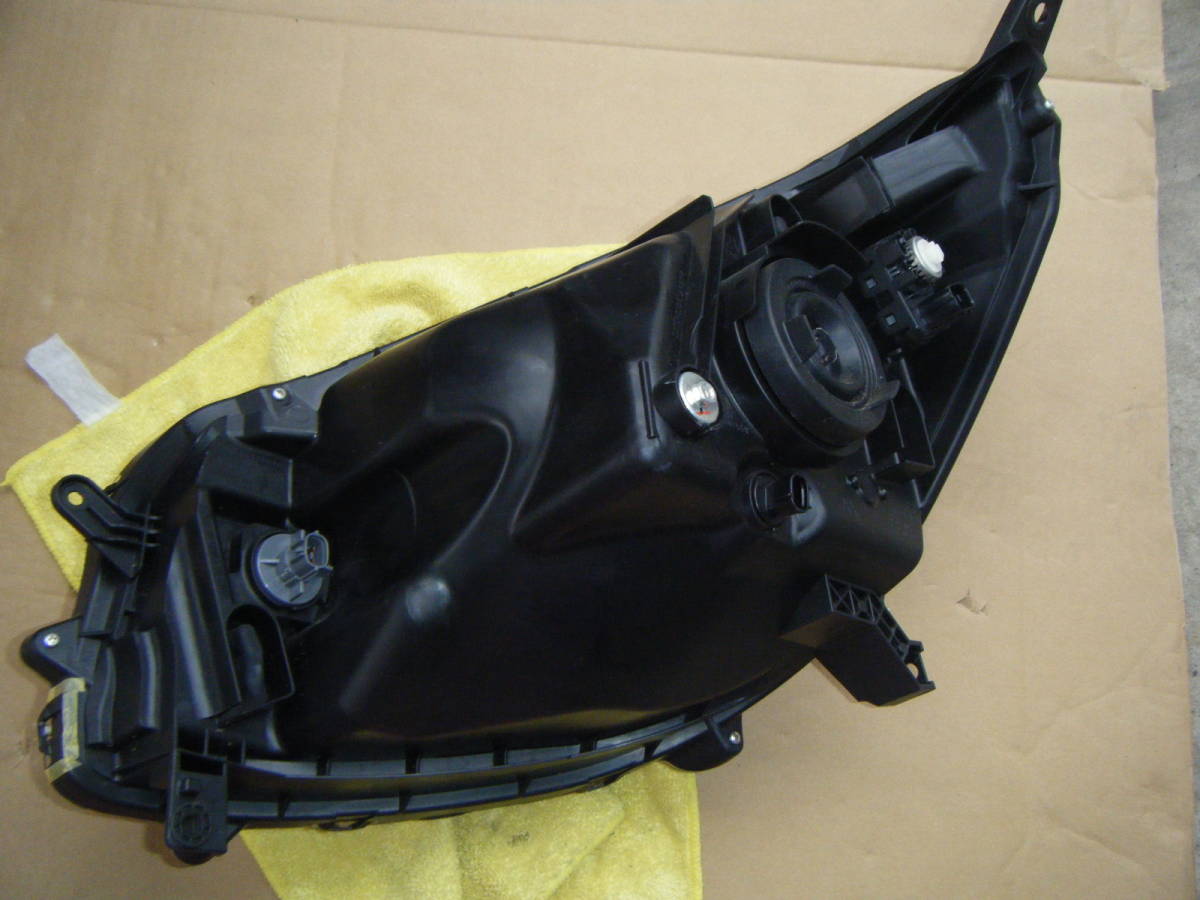 三菱　ekワゴン　Ｂ１１Ｗ　ヘッドランプ　右　８３０１Ｃ５７５_3