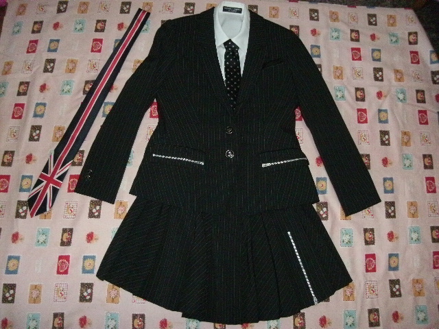 キッズ服(100cm~) 極美品 【卒服】 ミチコロンドンコシノ スーツ