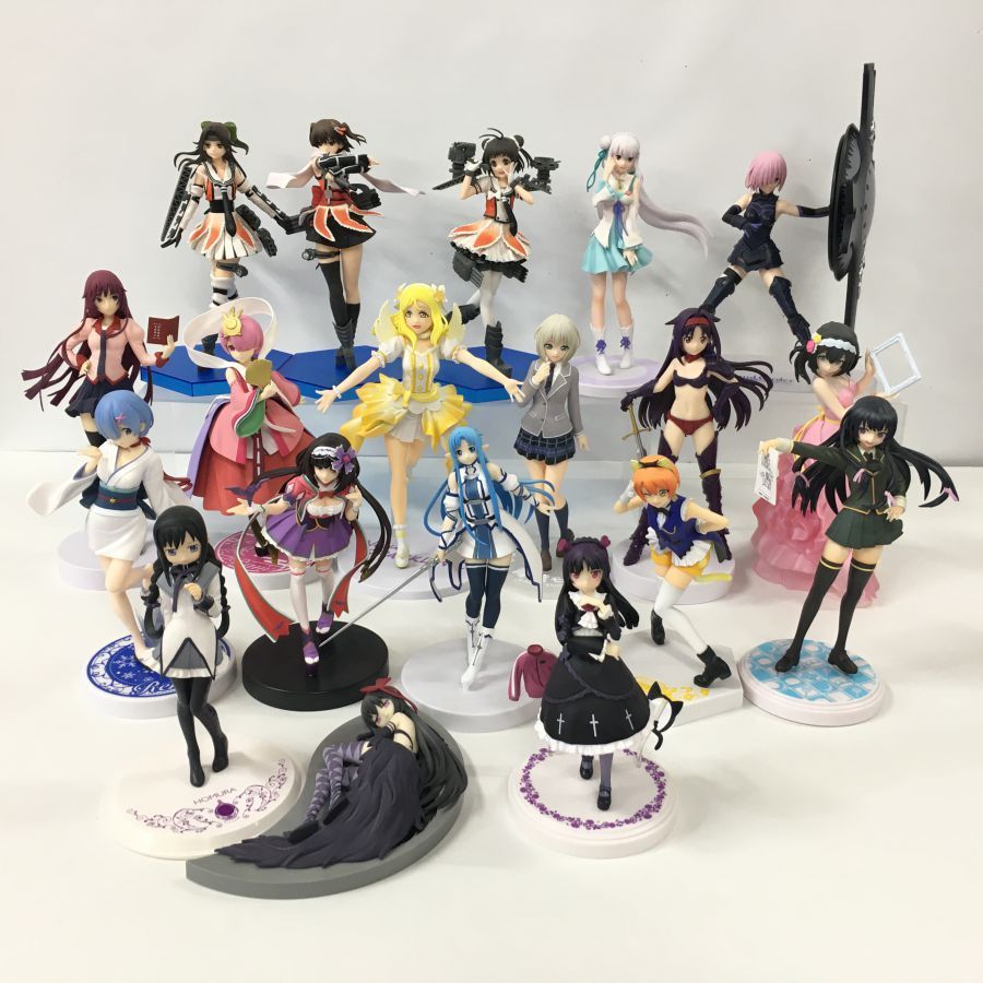 現状渡し品】 プライズ品フィギュア 美少女 レム ラム ラブライブ