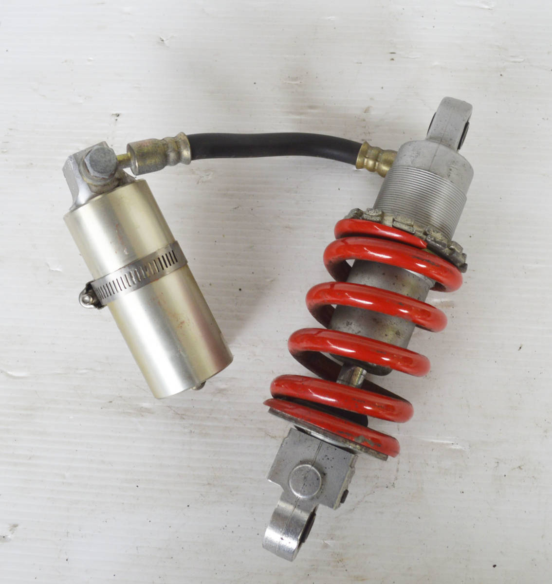 NSF100 HR01 リアサス ショック 10 【O2】 NSF100 HR01 リア