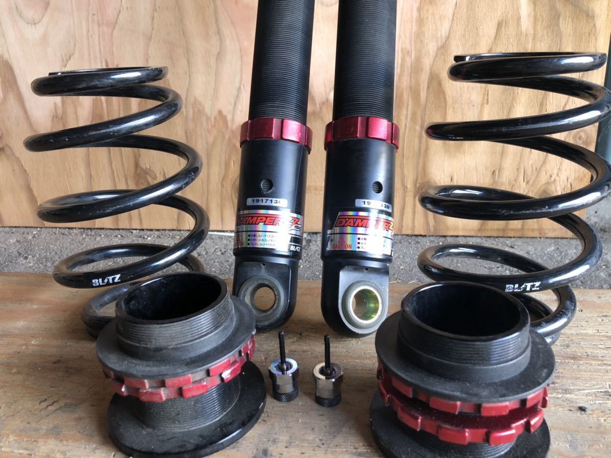 スイフトスポーツ Zc31s ブリッツzzr 車高調 走行少ない リアのみ ショックアブソーバー 売買されたオークション情報 Yahooの商品情報をアーカイブ公開 オークファン Aucfan Com